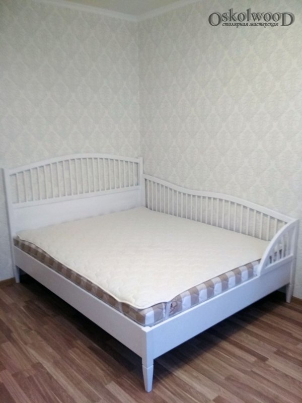 большая детская кровать